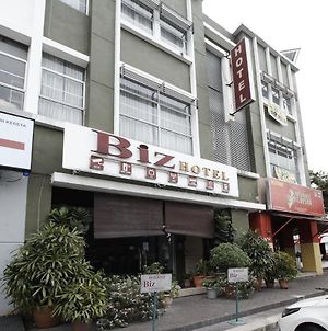 Biz Hotel Shah Alam photos Exterior