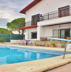 Pretty Villa In Sant Pol De Mar With Swimming Pool photos Exterior