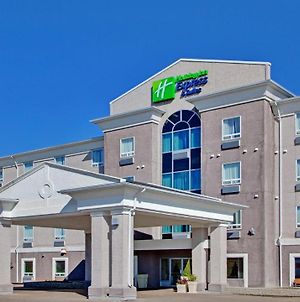 Holiday Inn Express Hotel & Suites Swift Current, An Ihg Hotel photos Exterior