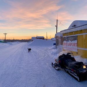 Iditarod Trail Roadhouse photos Exterior