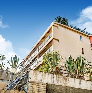 Delightful Apartment In Sanremo With Garden photos Exterior