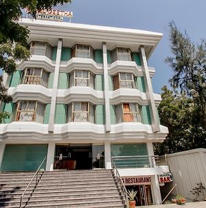 Hotel Geetha International photos Exterior