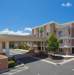 Holiday Inn Express Hotel & Suites Livermore photos Exterior