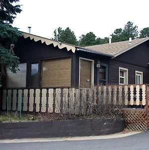 Lazy R Cottages With Hot Tubs By Rocky Mountain Resorts photos Exterior