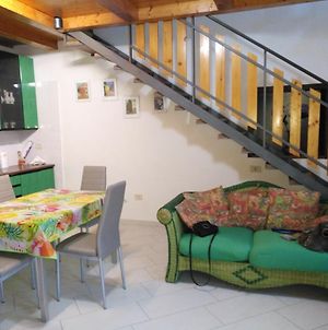 House With 2 Bedrooms In Pompei With Furnished Terrace And Wifi 8 Km From The Beach photos Exterior