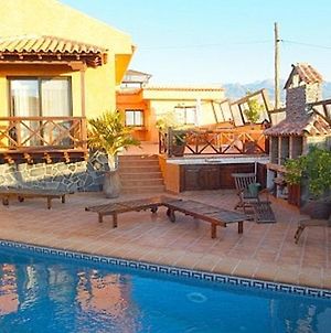 5 Bedrooms House With Private Pool Jacuzzi And Enclosed Garden At Granadilla 1 Km Away From The Beach photos Exterior
