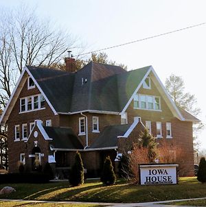 Iowa House Historic Inn photos Exterior