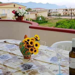 3 Bedrooms Appartement At Alcamo 100 M Away From The Beach With Sea View Enclosed Garden And Wifi photos Exterior