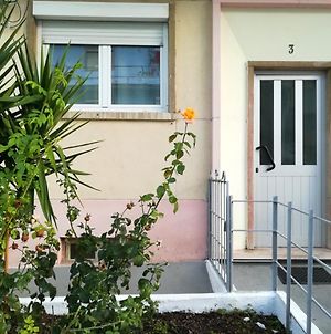 2 Bedrooms Appartement With Enclosed Garden And Wifi At Almada 8 Km Away From The Beach photos Exterior