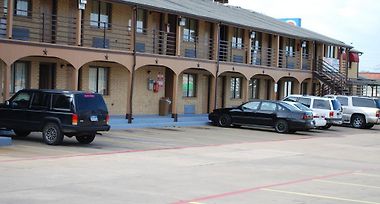 Hotel Royal Inn Dallas Tx 2 United States From Us 59 Booked
