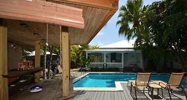 Hotel Papa S Hideaway Garden Of Eden Key West Fl United States